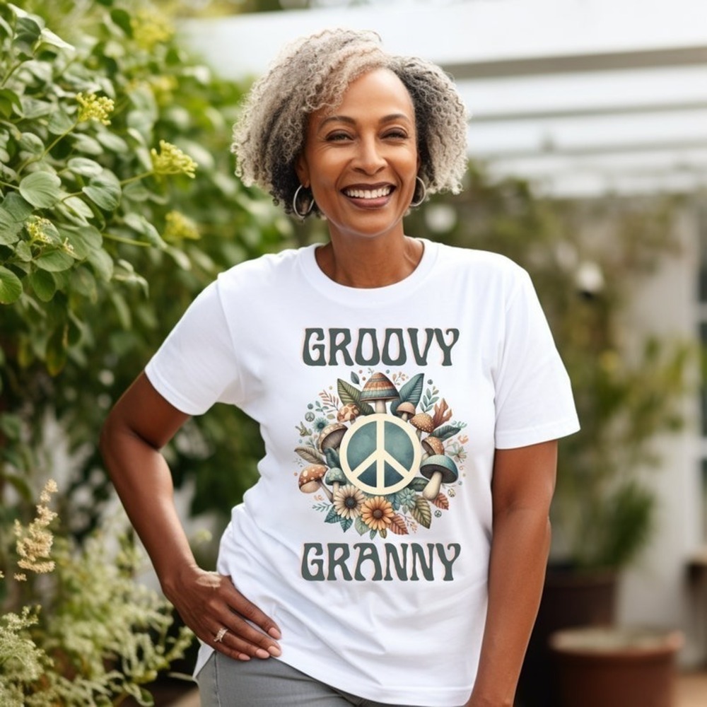 Groovy Granny Grandmother Shirt Grandparents Day MeMaw Gran